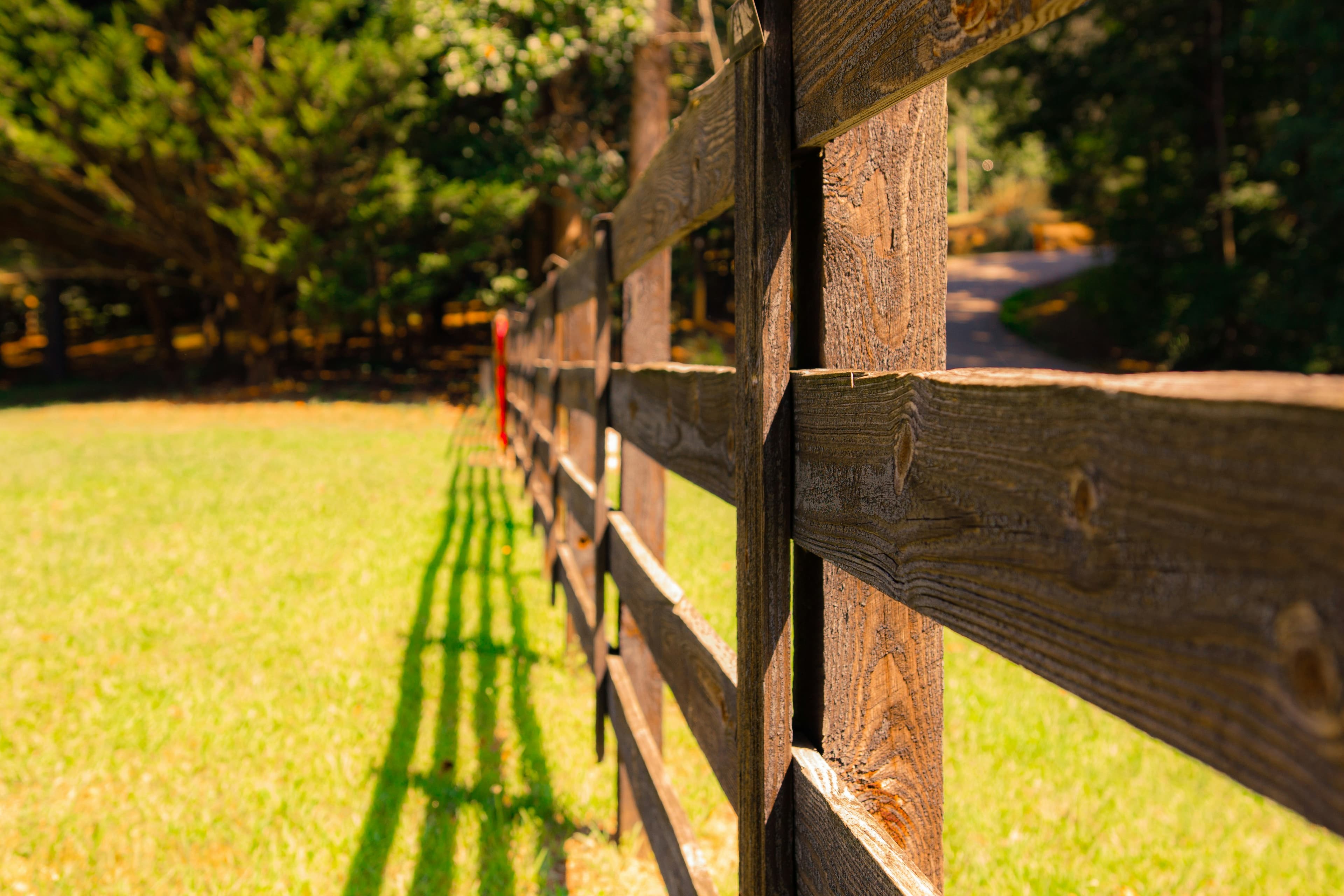 Fence Repair vs Replacement in Sacramento: Cost Guide (2026)